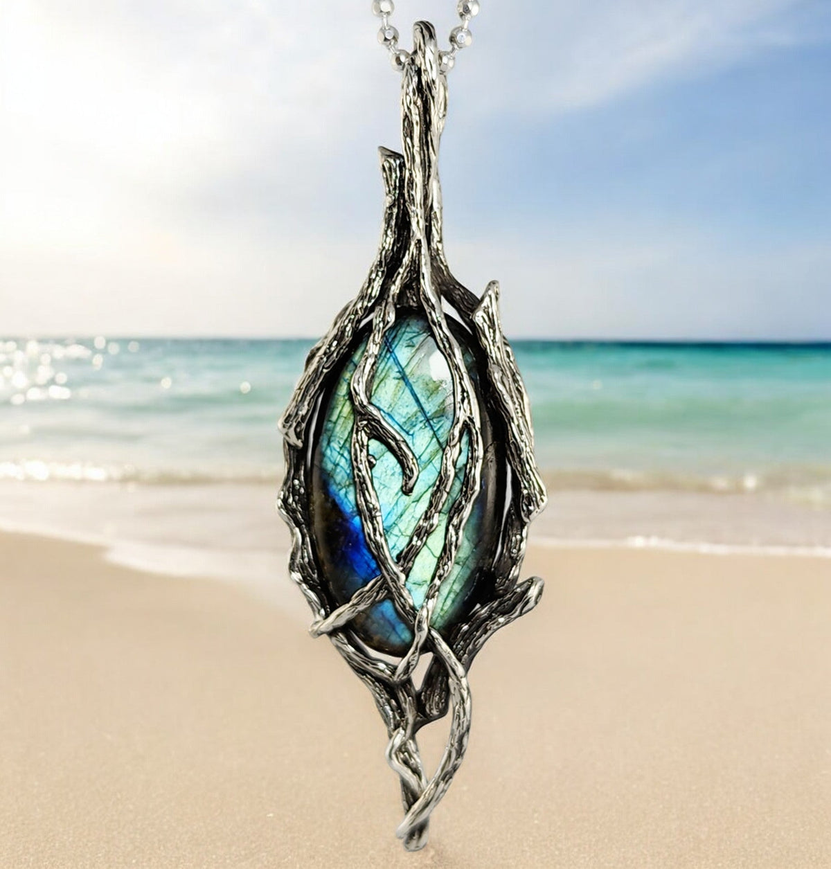 Labradorite Silver Pendant - DV Jewelry Designs
