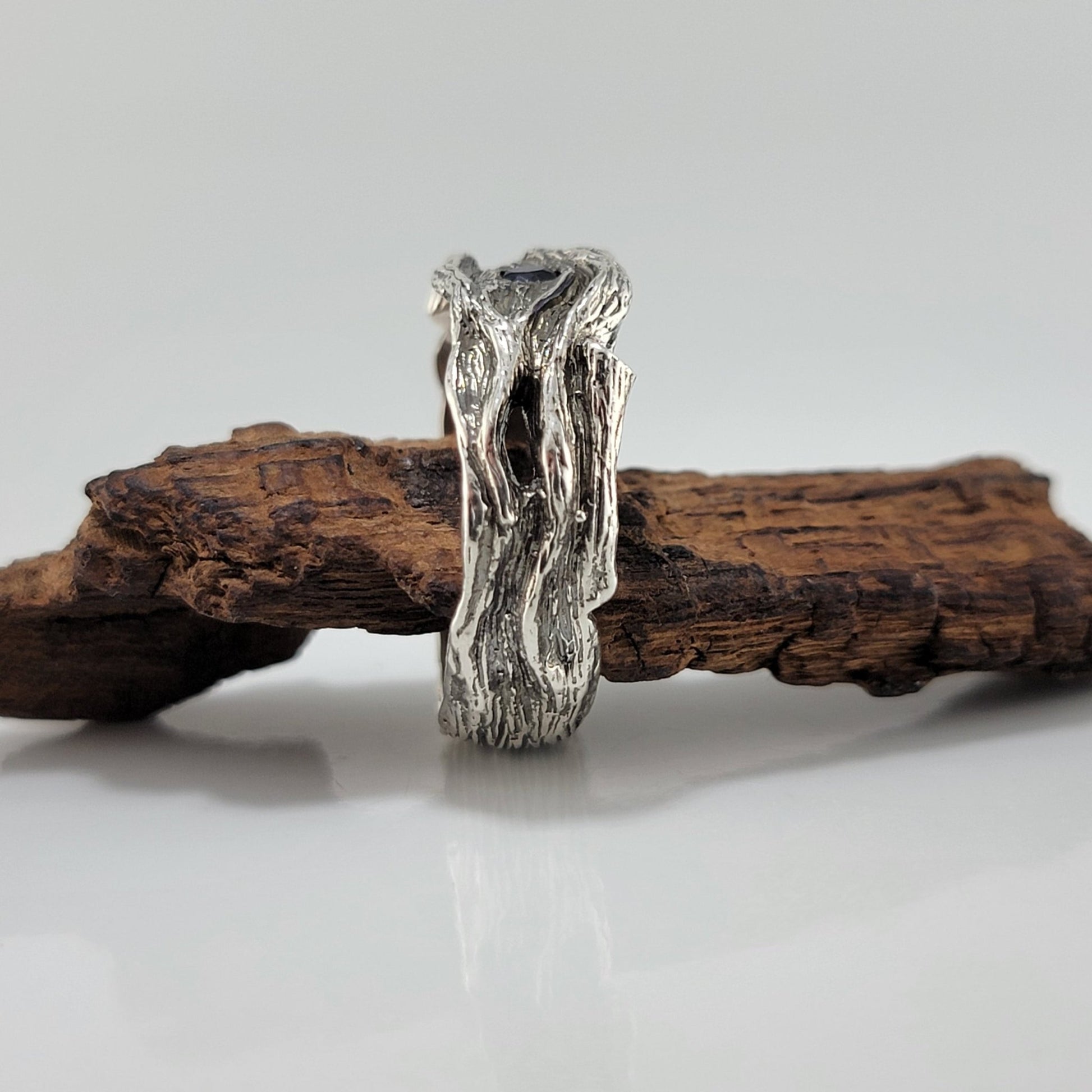 Driftwood Style Blue Sapphire Wedding Band - DV Jewelry Designs