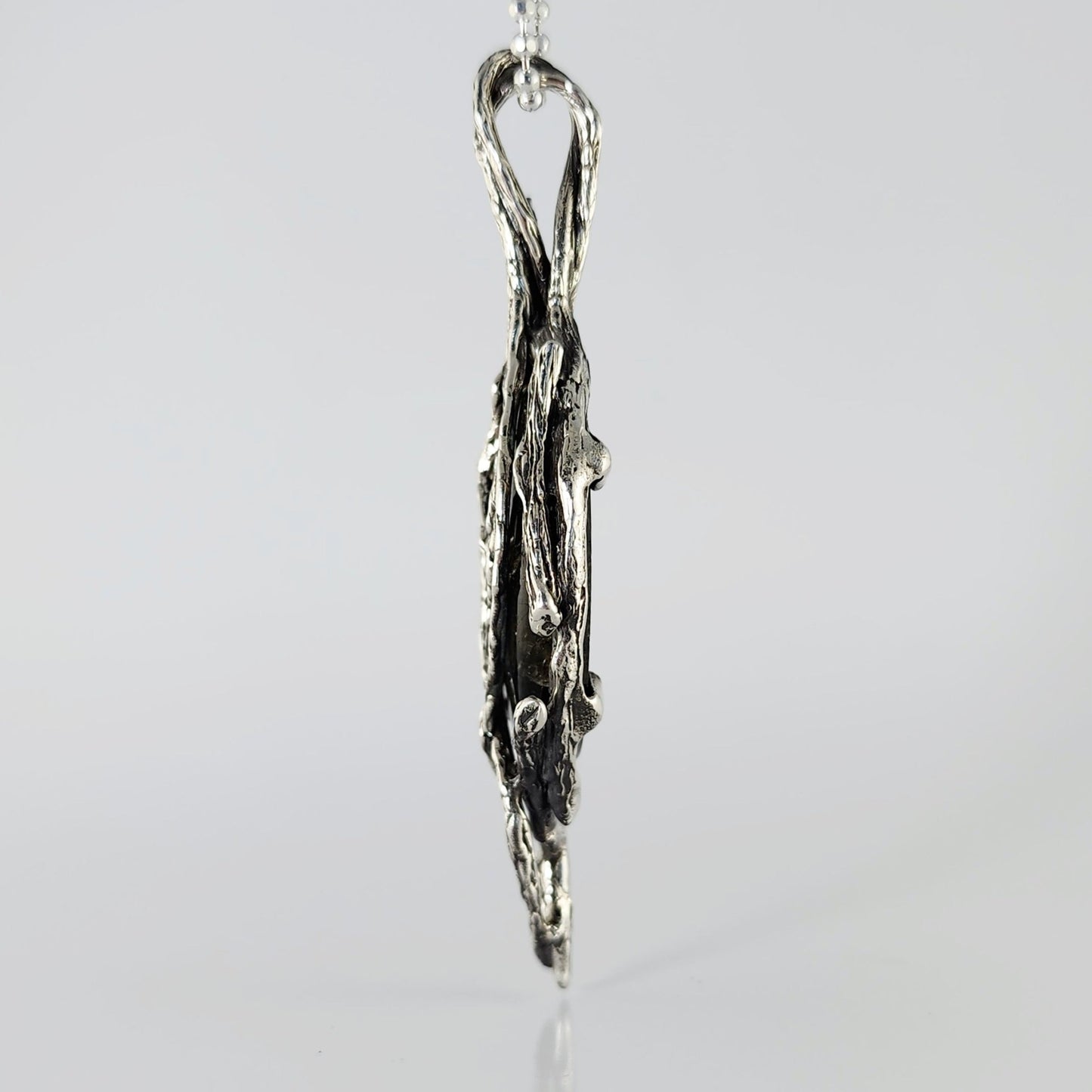 Labradorite Silver Pendant - DV Jewelry Designs