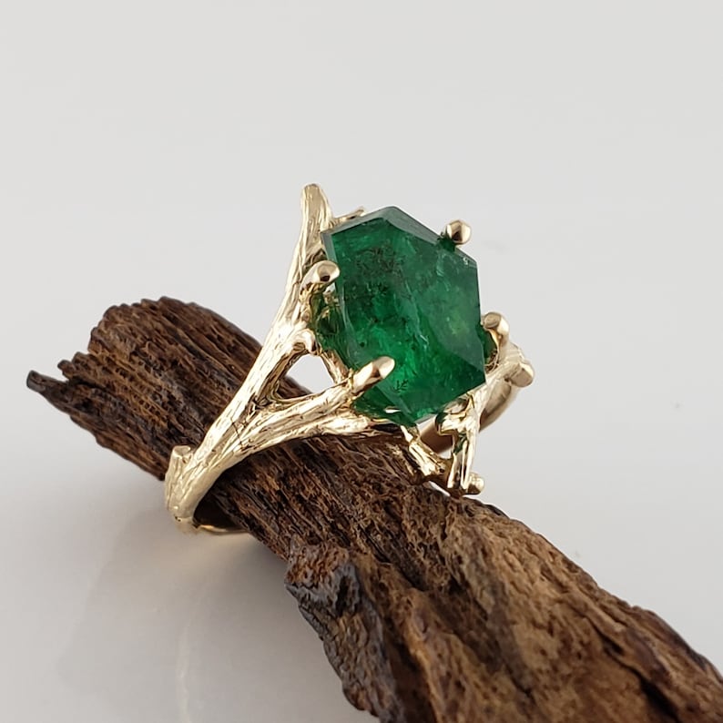 Raw Emerald Gold Ring - DV Jewelry Designs