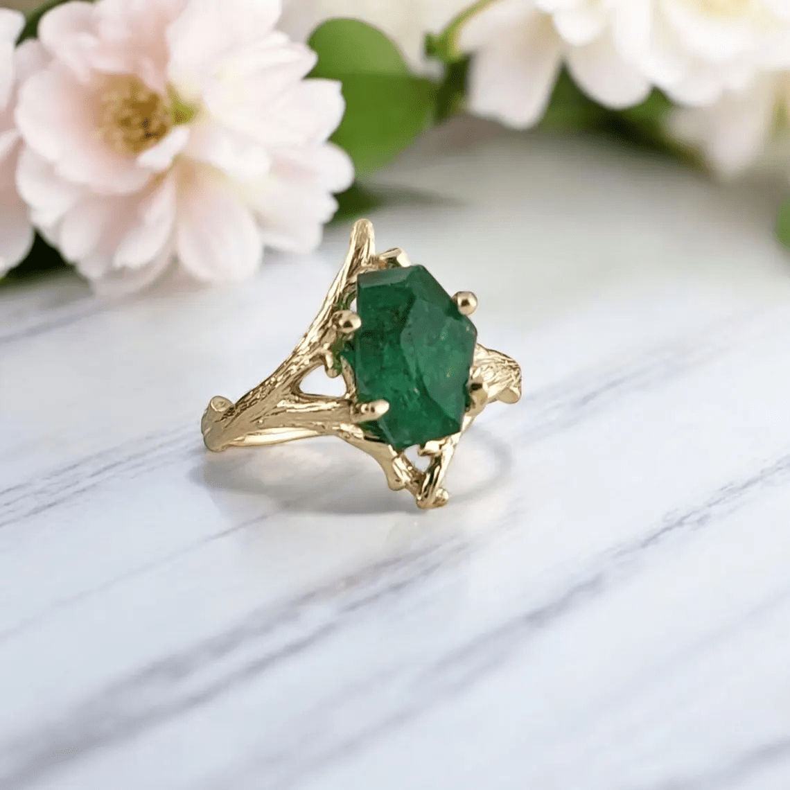 Raw Emerald Gold Ring - DV Jewelry Designs