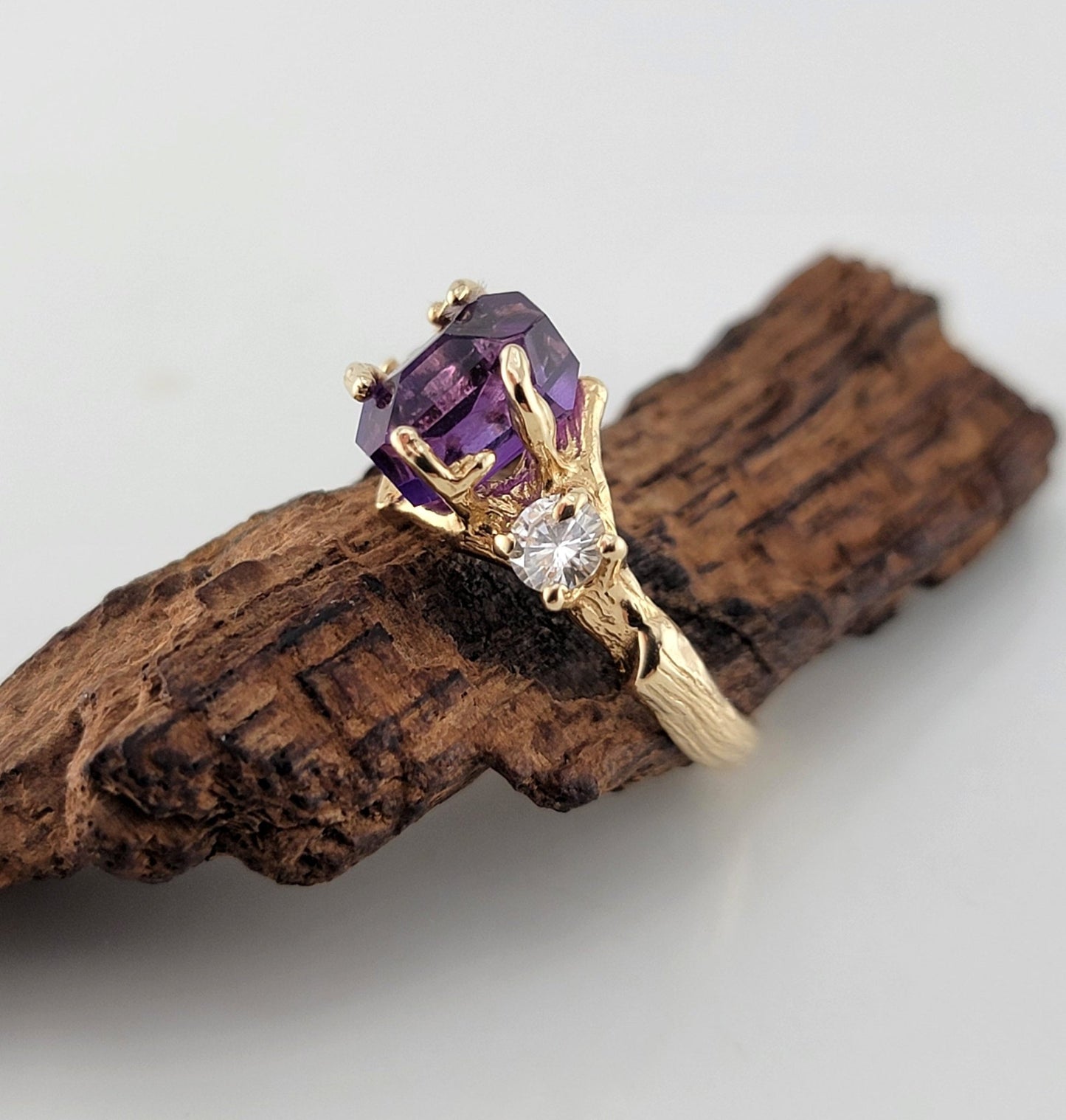 Raw Hand - cut Amethyst & Moissanite Gold Ring - DV Jewelry Designs