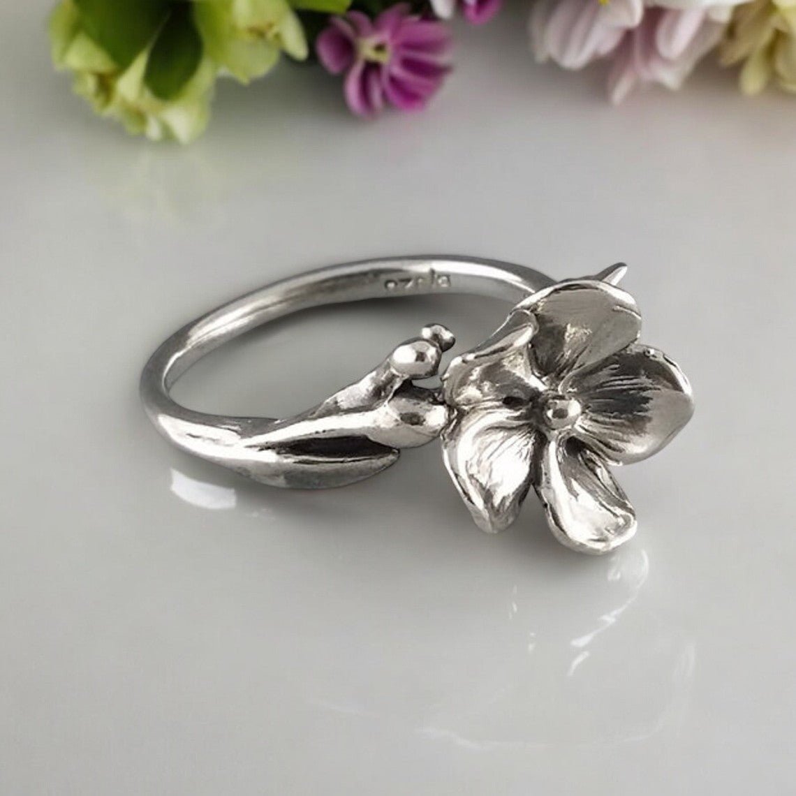 Sterling Silver Flower Ring - DV Jewelry Designs