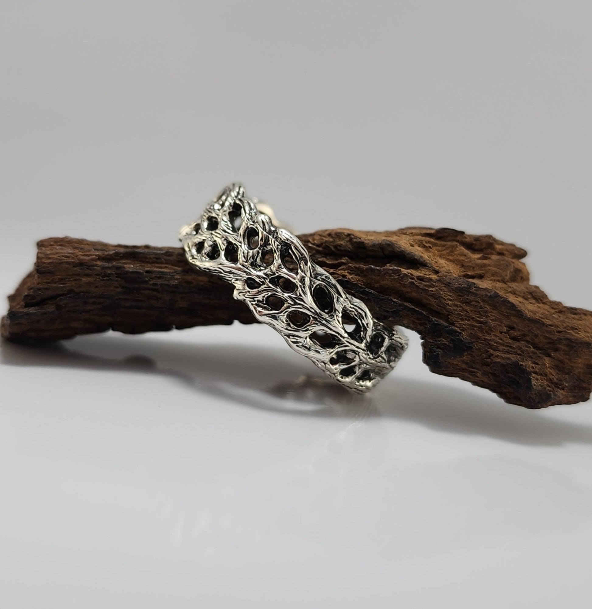 Unisex Ocean and Beach Style Wedding Band - Sea Fan Coral Ring Hand - sculpted by DV Jewelry Designs - DV Jewelry Designs